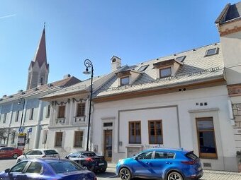 Investičná príležitosť -- dom v srdci Starého Mesta - 1