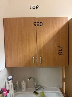 Kancelársky nábytok rôzneho druhu