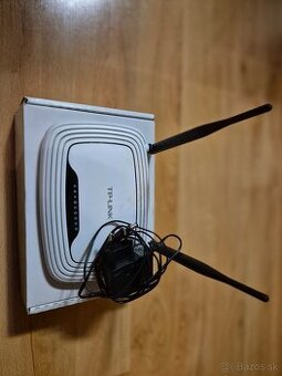 Predám Wi-Fi router TP-Link TL-WR841N (300 Mbps)