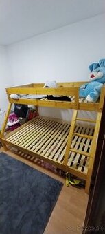 Poschodová posteľ