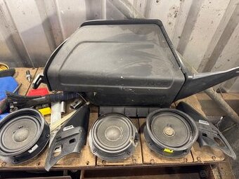 Canton hudba Octavia 3