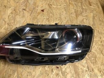 LED XENON SVETLA ŠKODA RAPID