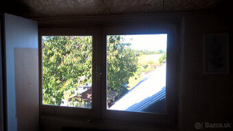 drevené okno dvojkrídlové aj s rámom na založenie