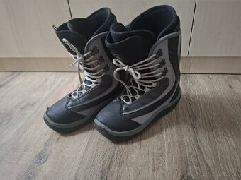 Snowboard boty