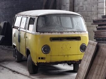 Volkswagen Transporter T2 (poštársky minibus)