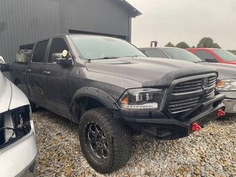 Dodge Ram 5.7 4x4 SPORT TOP CENA