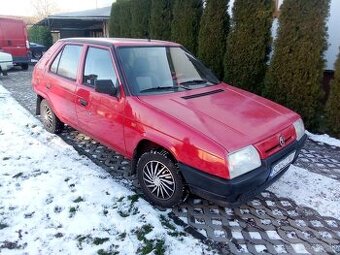 Predám škoda favorit 136l