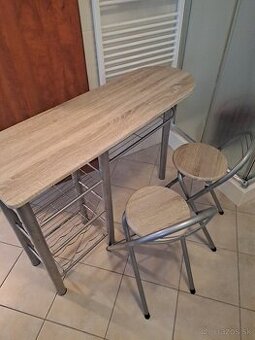 Barovy pult s 2 stolickami