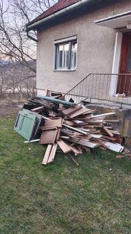 Darujem drevo za odvoz