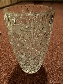 Brusena kristalova vaza (vyska 25cm)