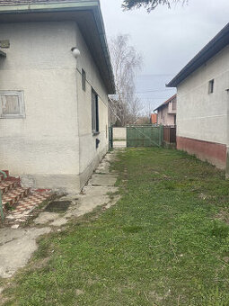 Na predaj rodinný dom v Gabčíkove – pôvodný stav, veľká záhr