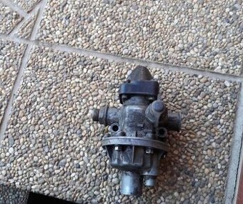 Plnic pneumatik na Traktor Zetor