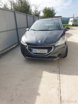 Peugeot 208 1.2 Pure Tech