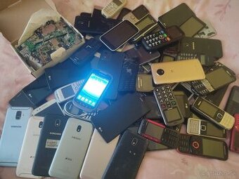 Predám mobily ná náhradné diely