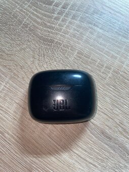 JBL TUNE BEAM slúchadlá