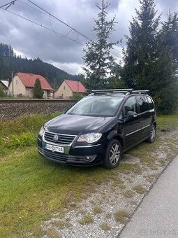 Volkswagen Touran 1.9 TDI 77kW – r. 2008