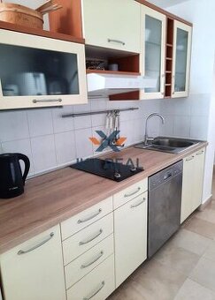 Na predaj 3 izbový byt, Vihorlatská