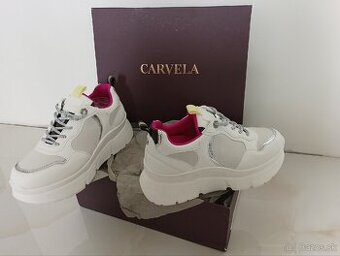 Dámske Botasky CARVELA