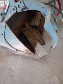 Predám Hydraulickú lyžicu - 1