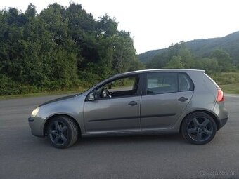 VW Golf 5 1.4