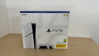 PlayStation 5 Slim s mechanikou