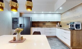 Zrekonštruovaný 4 izbový RD - 20 min od mesta ZVOLEN