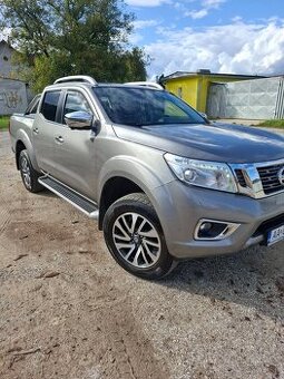 Nissan Navara NP300 Tekna Double Cab 2.3 dCi 190 7 A/T -