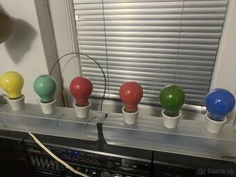 Merkur-retro reklamne farebne osvetlenie