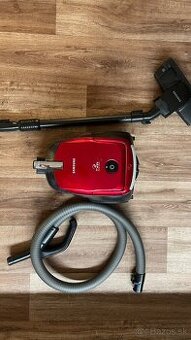 Predám vysávač Samsung