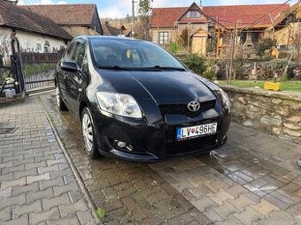 Predám Toyota Auris 2.0 Diesel 93kw RV2009