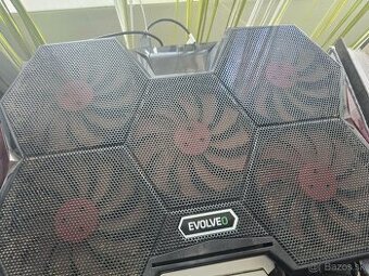 Chaldiacia podlozka pod Notebook 20e