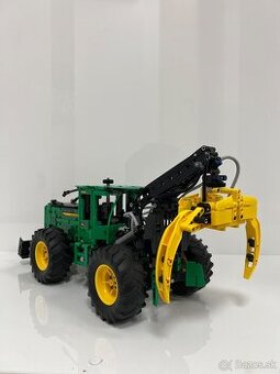 Lego technic 42157 - 1