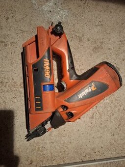 Nastrelovacka,klincovacka