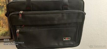 Taška na facebuk ,nova s popruhom na plecia