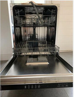 Plne funkčná vstavaná umývačka Baumatic 60cm