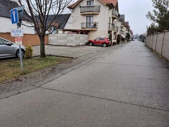 Parkovacie státie na prenájom - 1