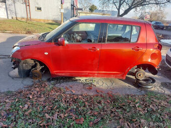 Rozpredám na diely Suzuki Swift II 1.3 M13A