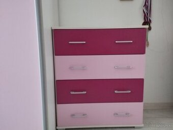 Nábytok do dievčenskej izby