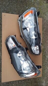 Predne svetla Lancer