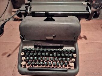 Pisaci stroj Nalezovy stav