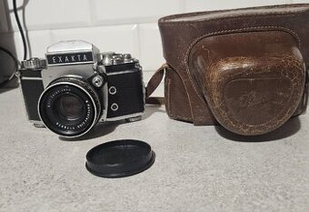 Fotoaparáty - Flexaret, Exakta VX IIB, Nikon AF L35 a blesk