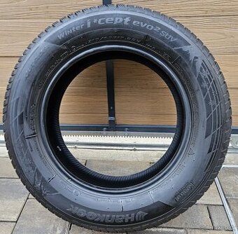 Zimné pneumatiky Hankook Winter Icept - 215/65 r17 99H