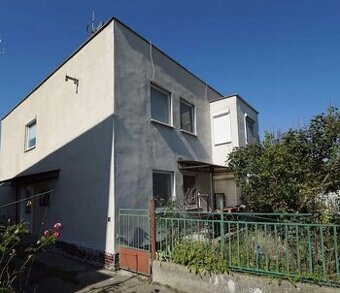 Predám poschodový dom