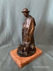 Pastier oviec-Bronzová socha