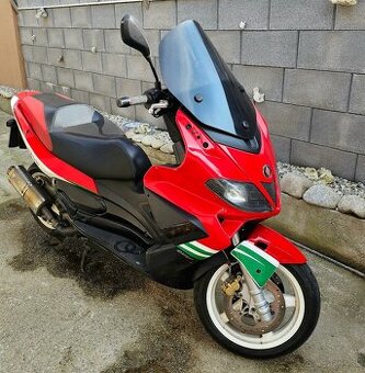Predám Gilera nexus 500i