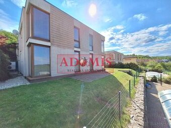 Predáme 6-izbový rodinný dom Kavečany 800m2, dvojgaráž, bazé