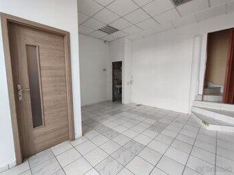 Predaj - komerčná budova v širšom centre mesta Levice