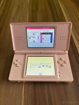 Nintendo DS Lite