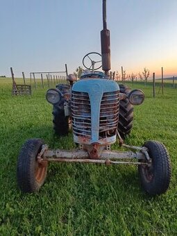 Zetor 25