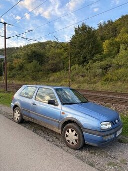 Volkswagen Golf 1.9TDi